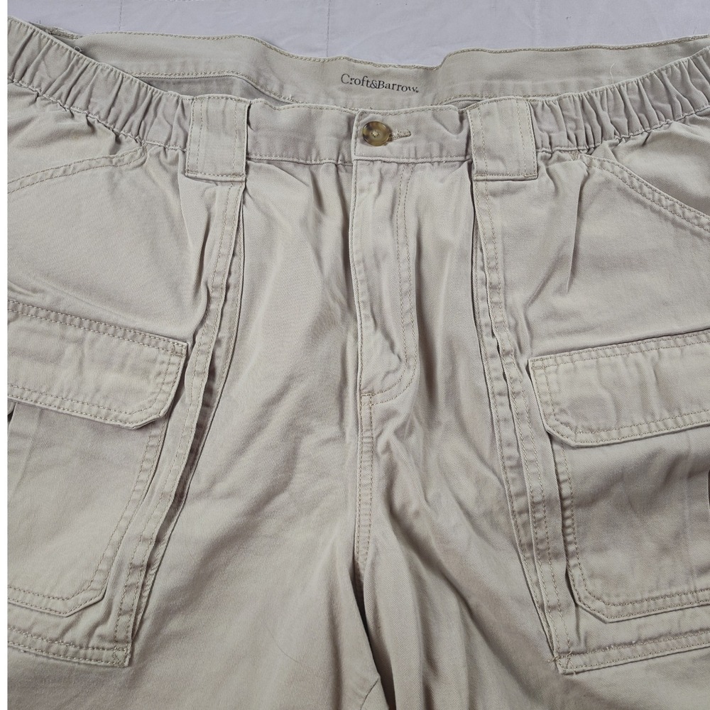 Croft & Barrow Cargo Shorts Mens 46 Khaki Excellent Cotton Elastic Waist Utility - Picture 2 of 10